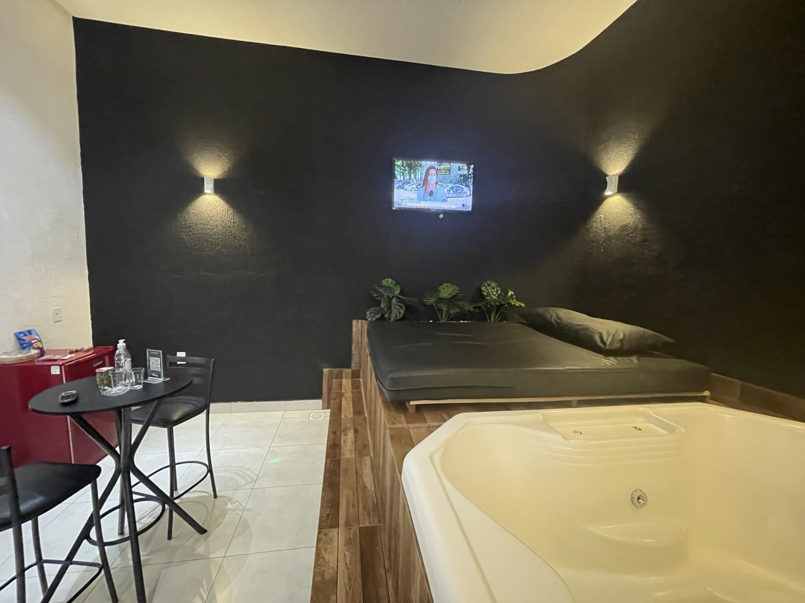 Suíte Master Luxo — Motel Le Jardam, Trindade/GO